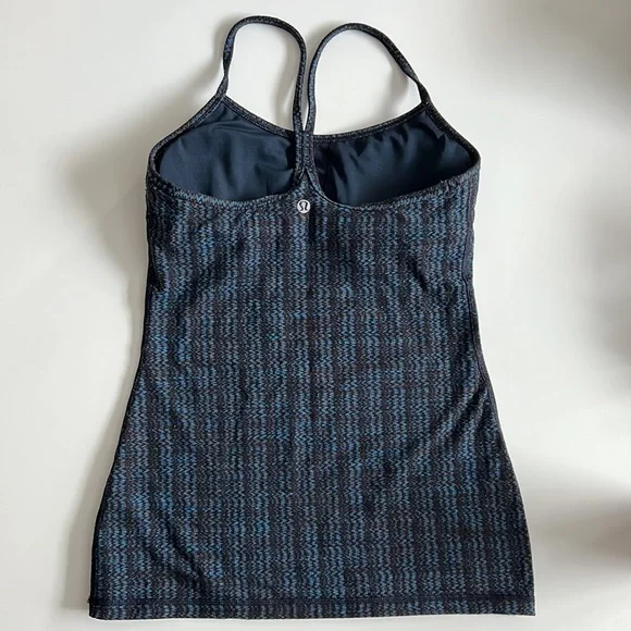 Flow Y Tank - Picture 2 of 3